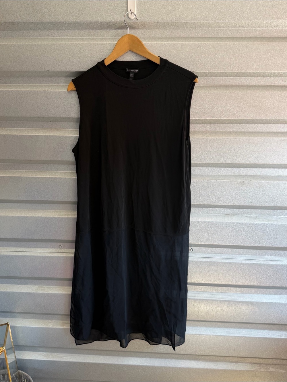 eileen fisher black sleeveless silk tunic